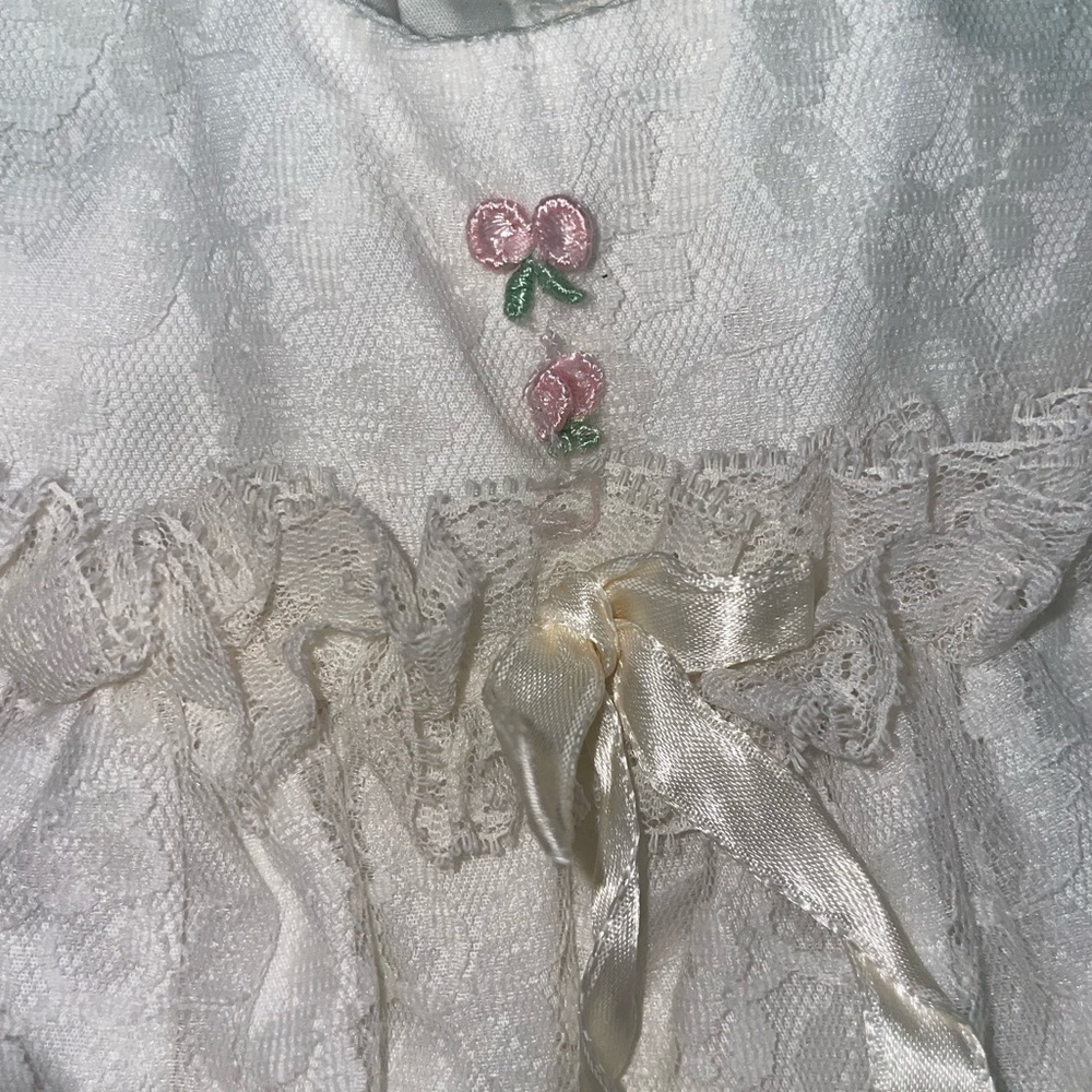 Vintage White Lace Christening Gown, Bryan - Picture 8 of 9
